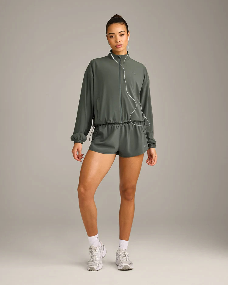 AirMove\u2122 Lined Shorts 3" with Reflective Logo
Dark Khaki | Oner Active (UK / US)