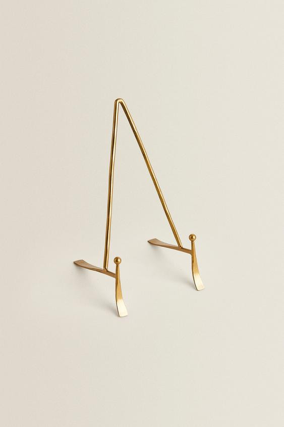 GOLDEN METAL DISPLAY STAND | Zara UK