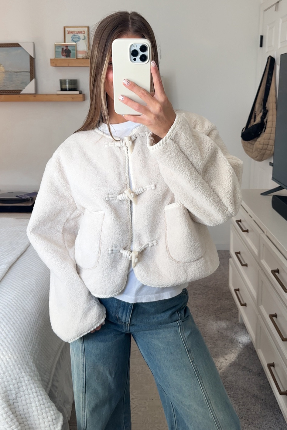 Jacket - M
Jeans - S