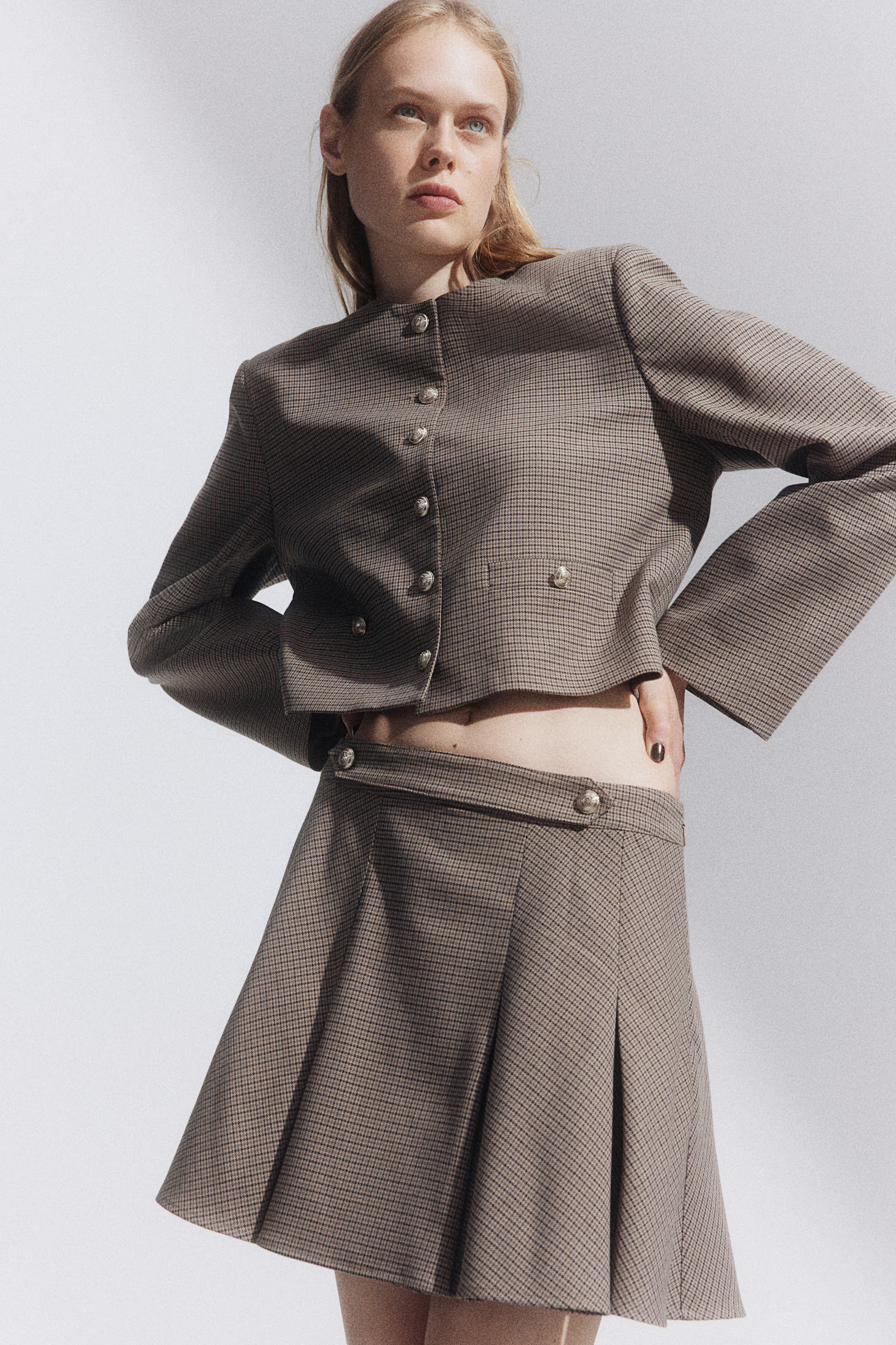 Kurzer Faltenrock - Beige/Kariert - Ladies | H&M AT | H&M (DE, AT, CH, NL, FI)