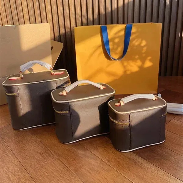 Lady Cosmetic Bags Fashion Nice Makeup Bag Women Designers Toiletry Travel Pouch Ladies Purses Hi... | DHGate