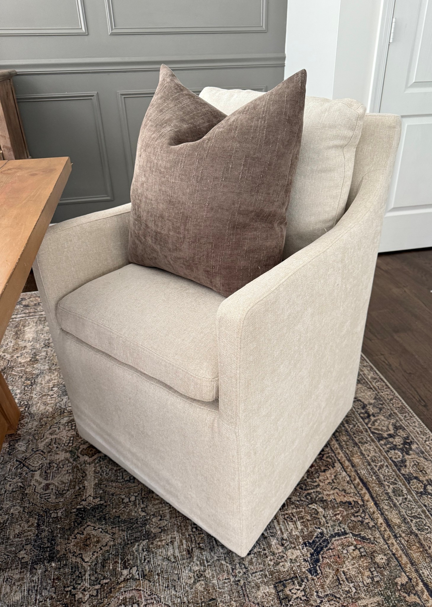 My favorite dining room chairs are on sale right now! I love them for a statement on each end of the table 🤎

‣ the texture is gorgeous
‣ they roll so smoothly
‣ they come in four beautiful colors

❗️they’re on sale right now!

Walmart dining chairs, dining room furniture, dining room decor, end chairs 

#LTKHome #LTKSeasonal #LTKFallSale

#LTKHome