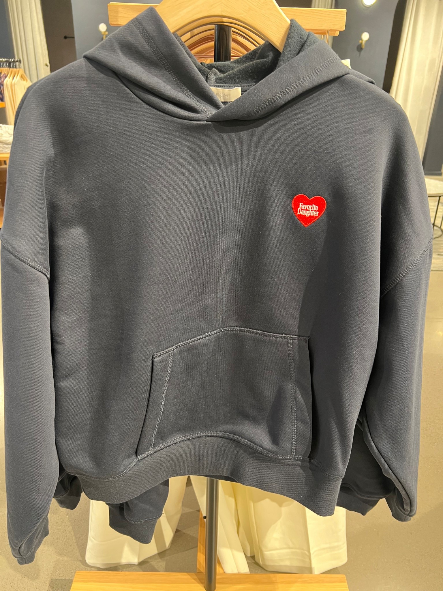 navy pullover, casual outfit 

#LTKootd #LTKSeasonal #LTKOver40