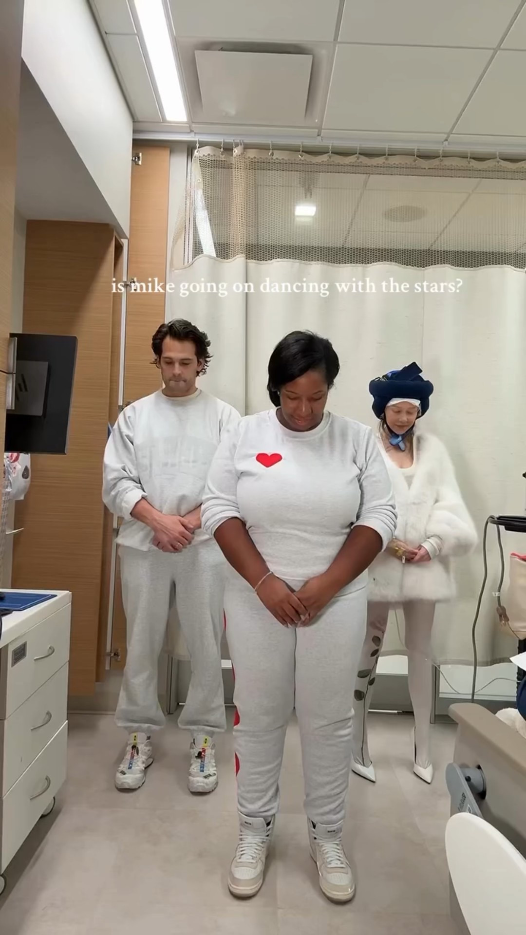 you gotta wait til the end for a little treat... 🥹♥️ my heart 🫶🏼 I LOVE ASIA AND MIKE 🪩🕺💿😂♥️
apparently we had to do this 4 times because I was staring into oblivion and wasn’t moving
@dancingwiththestars @drmikechiodo @asia.p.c
call Magic Mike kk love you.

#LTKStyleTip #LTKSeasonal