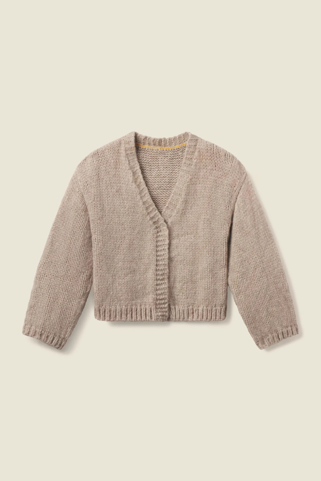 Arlowe Cardigan Beige | TROVATA