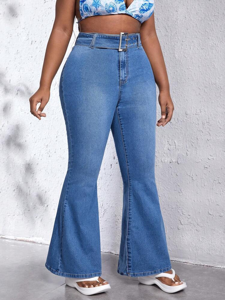 Plus High Waist Flare Leg Jeans | SHEIN