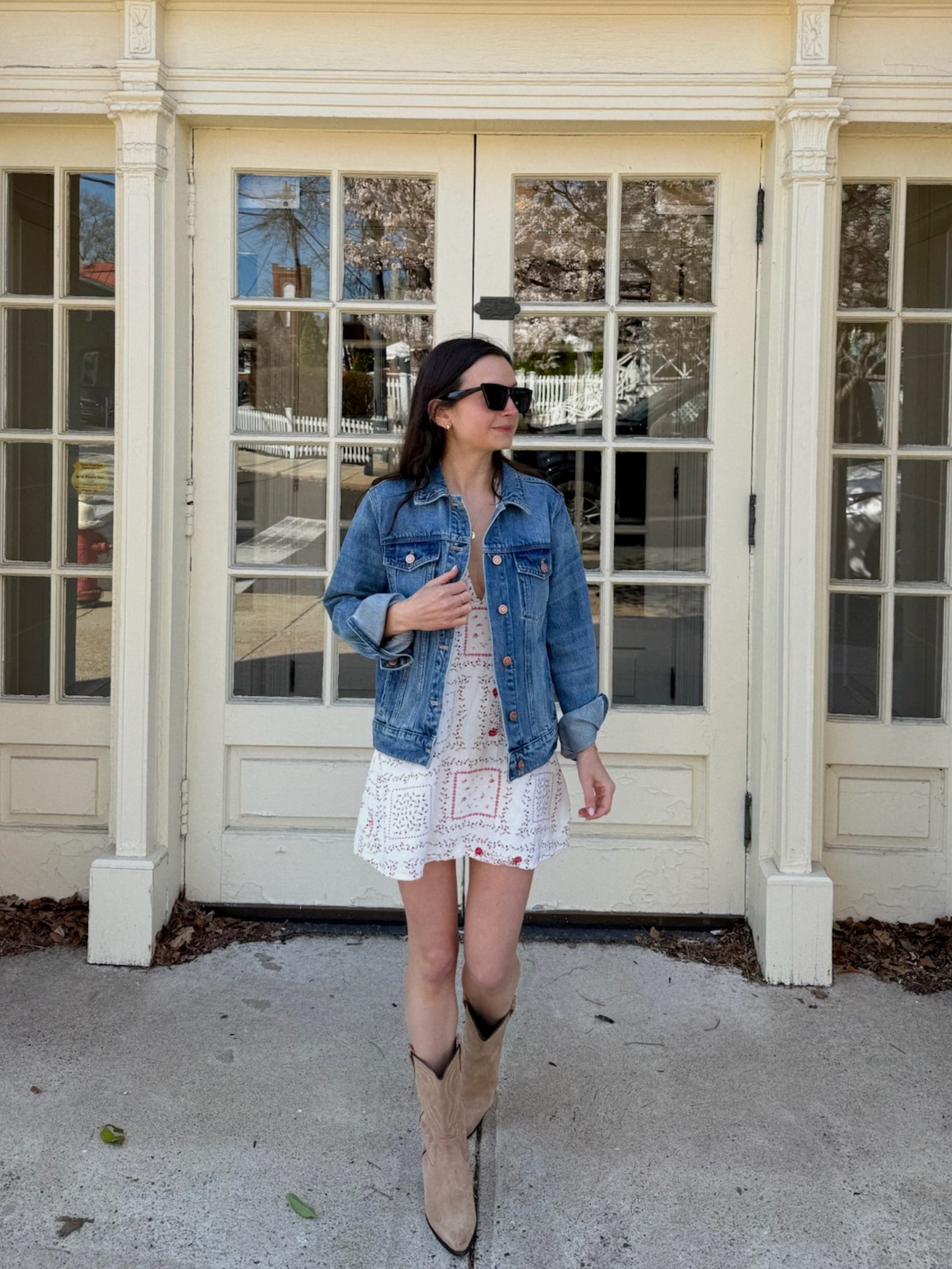 halter dresses >>>

#LTKFindsUnder100 #LTKFindsUnder50 #LTKStyleTip