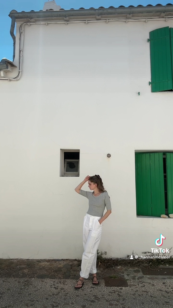 new favorite top! 

#LTKTravel #LTKSeasonal #LTKStyleTip