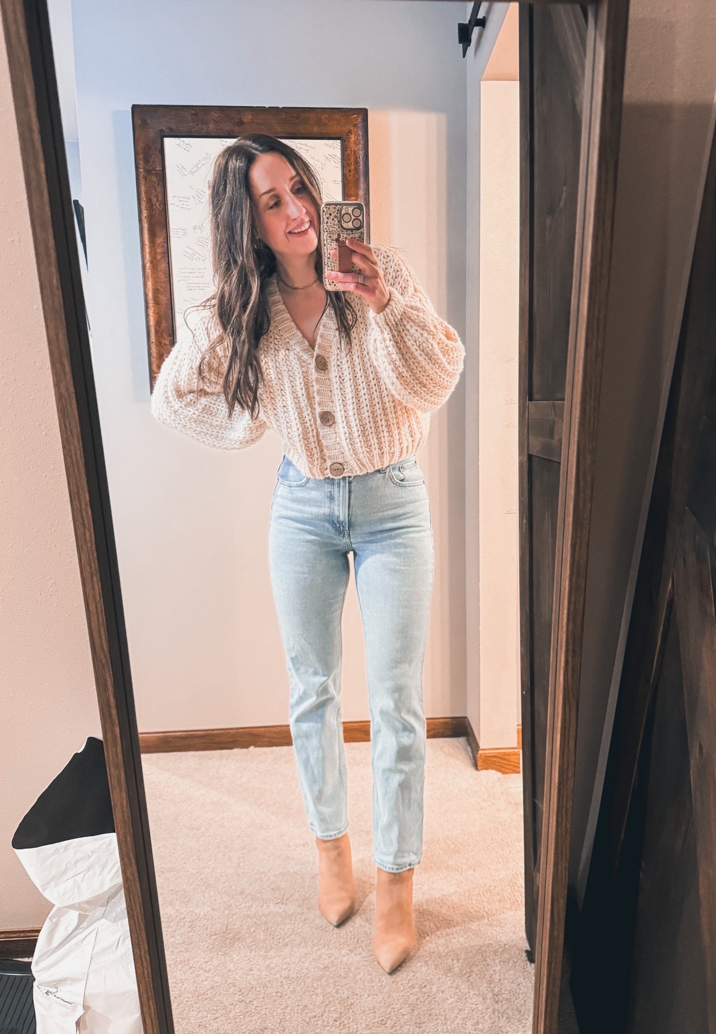 Church fit!! Wearing a 26 in my go to fave jean, a small in the sweater, and an 8.5 in the boots