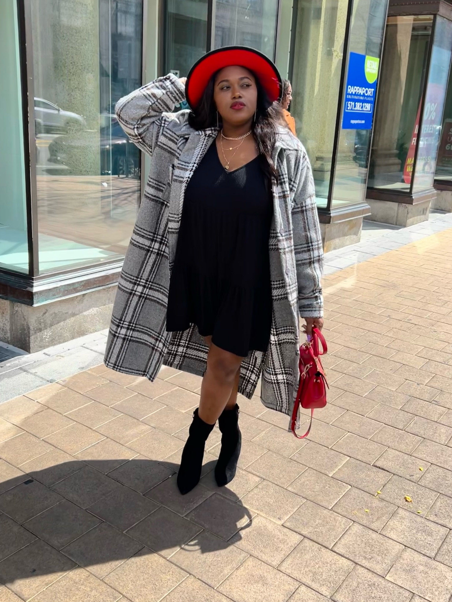 Shaket only… other pieces from Amazon Store

#LTKSeasonal #LTKcurves #LTKstyletip