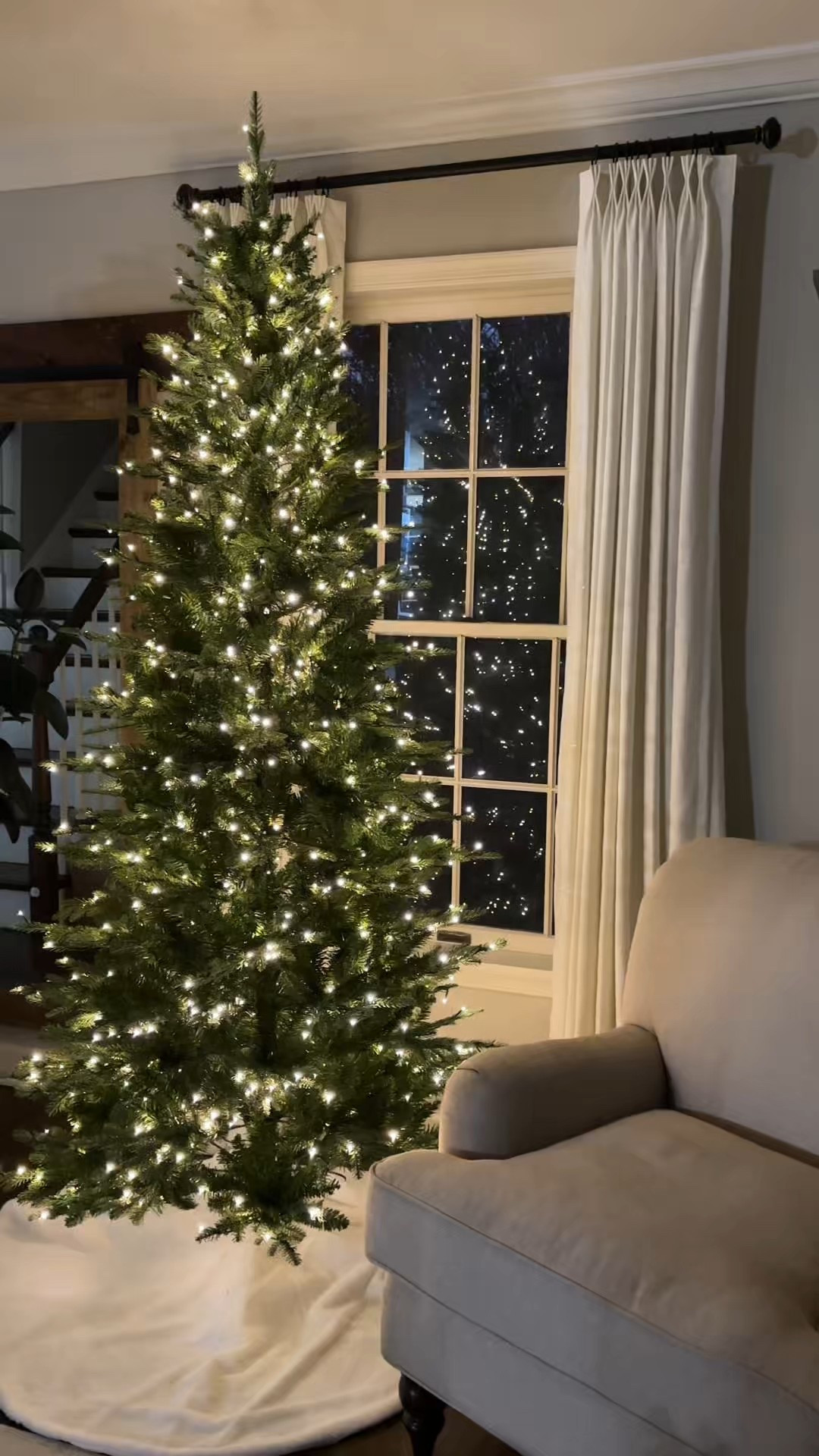 Viral Home Depot tree in slim 

#LTKHome #LTKSeasonal