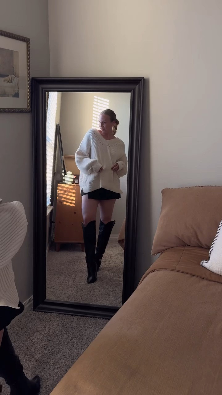 take my advice and buy the @shopmode.fashion bronco boots. bonus points if you get them in every color. 

plus, you’ll be supporting a small, woman-owned business. 

can wait to pair these with the rest of my eras tour outfit. stay tuned 🐍🖤

#newboots #newbootgoofin #shopmodefashion #bootseason #cowboyboots #kneehighboots #overthekneeboots #okcblogger #okcbloggers #okcinfluencer #bootlover #cowboyboot