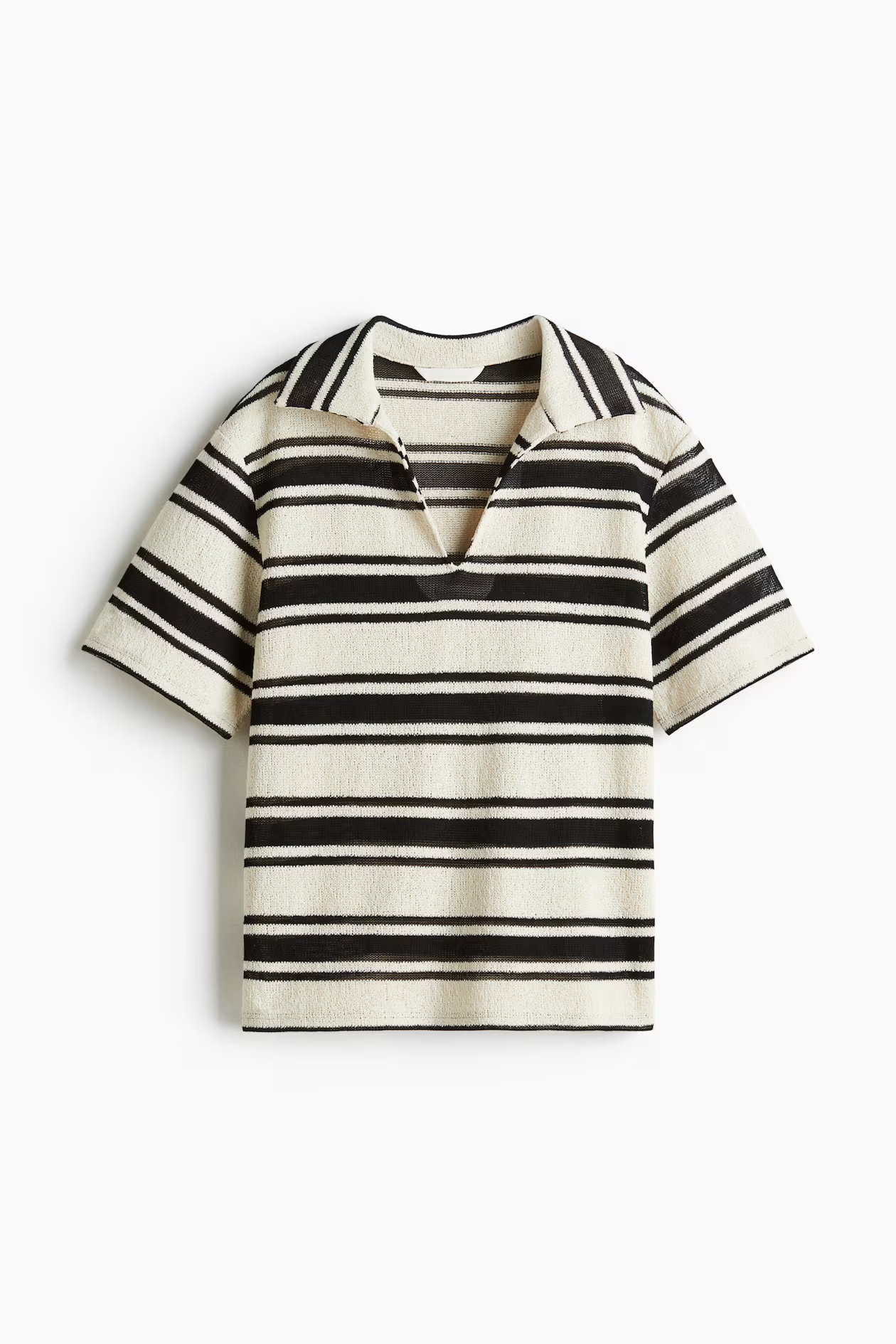 Collared knitted top | H&M (UK, MY, IN, SG, PH, TW, HK)