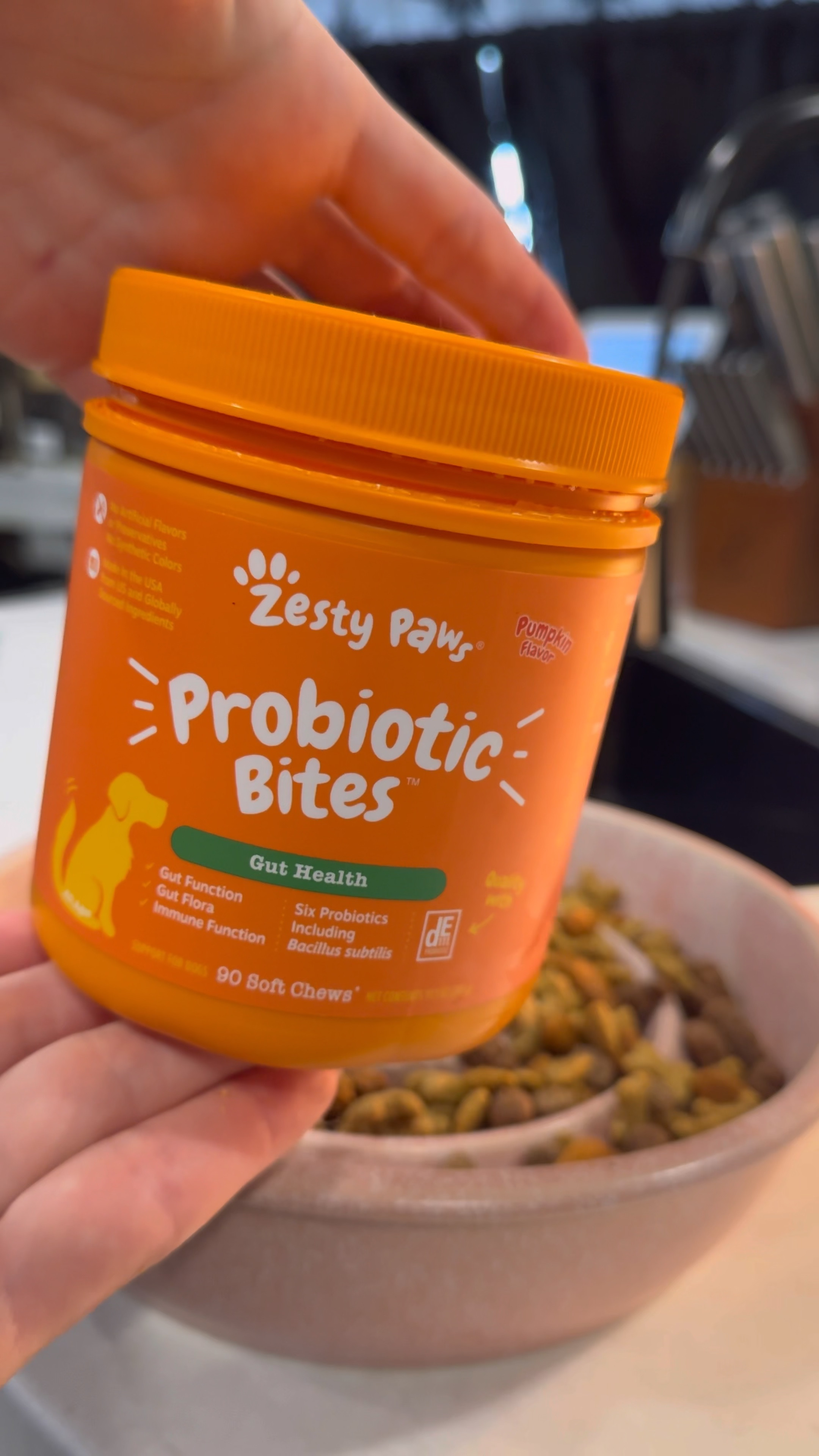 I add this into your dog’s food everyday! 