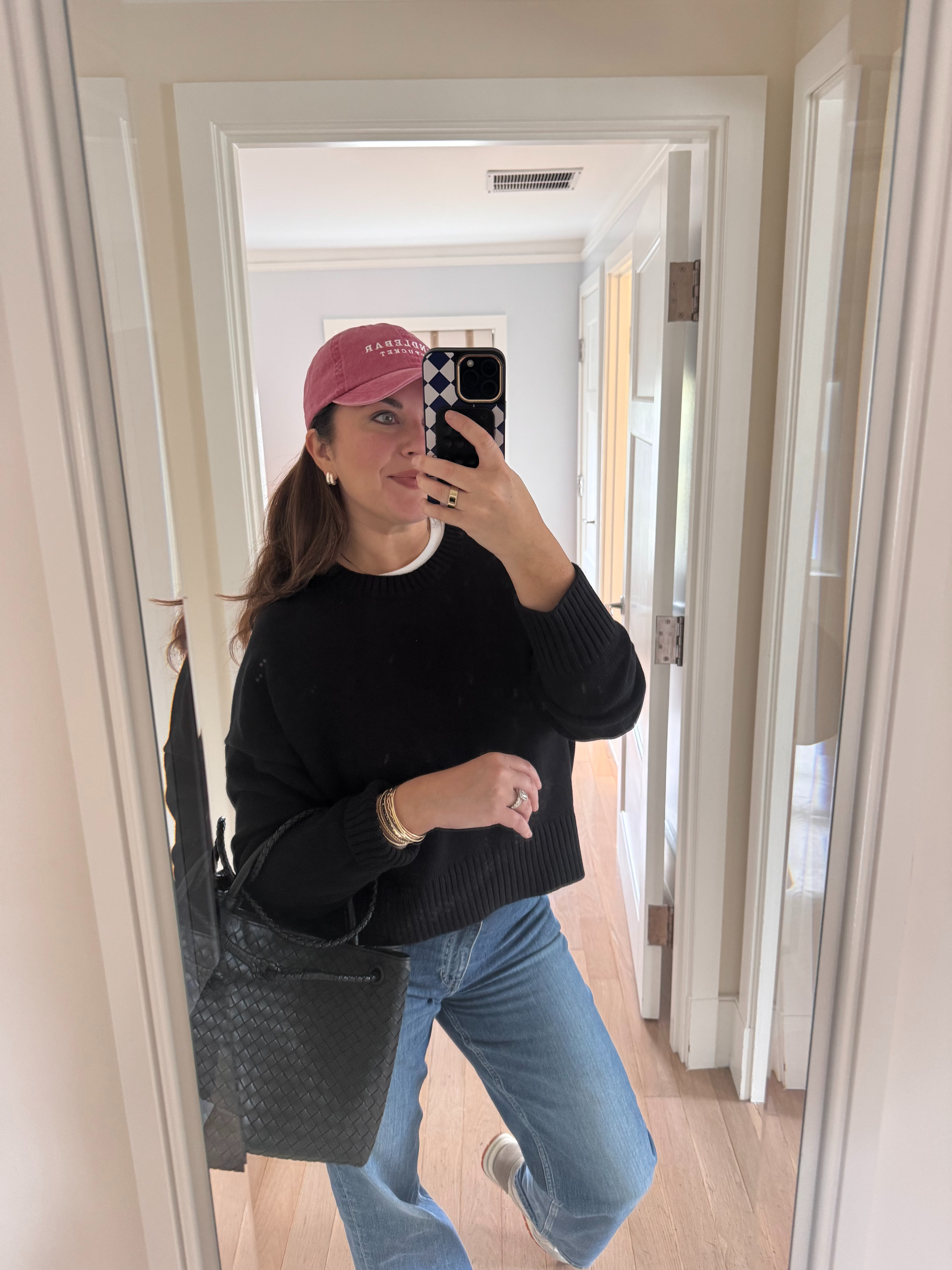 Nantucket weekend outfit! 

fall outfit l jeans outfit l denim l sweater l bag 

 