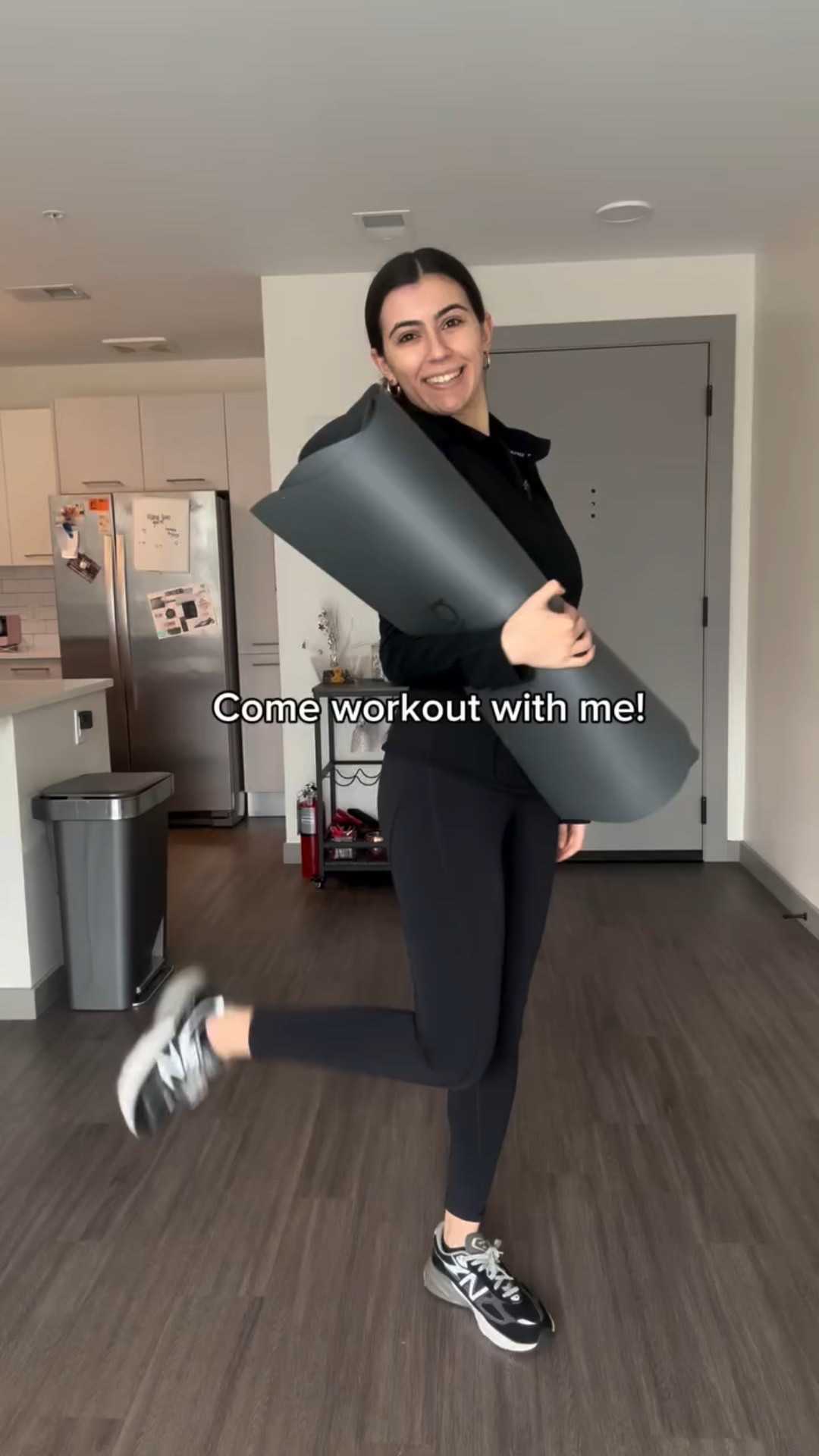 Morning workouts> 🌴🧘🏻‍♀️🌸🎧#reels @bala