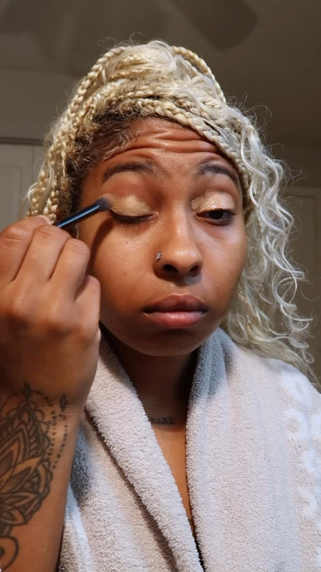 Grey Eyeshadow Concert Makeup & Outfit 

#LTKStyleTip #LTKHalloween #LTKBeauty