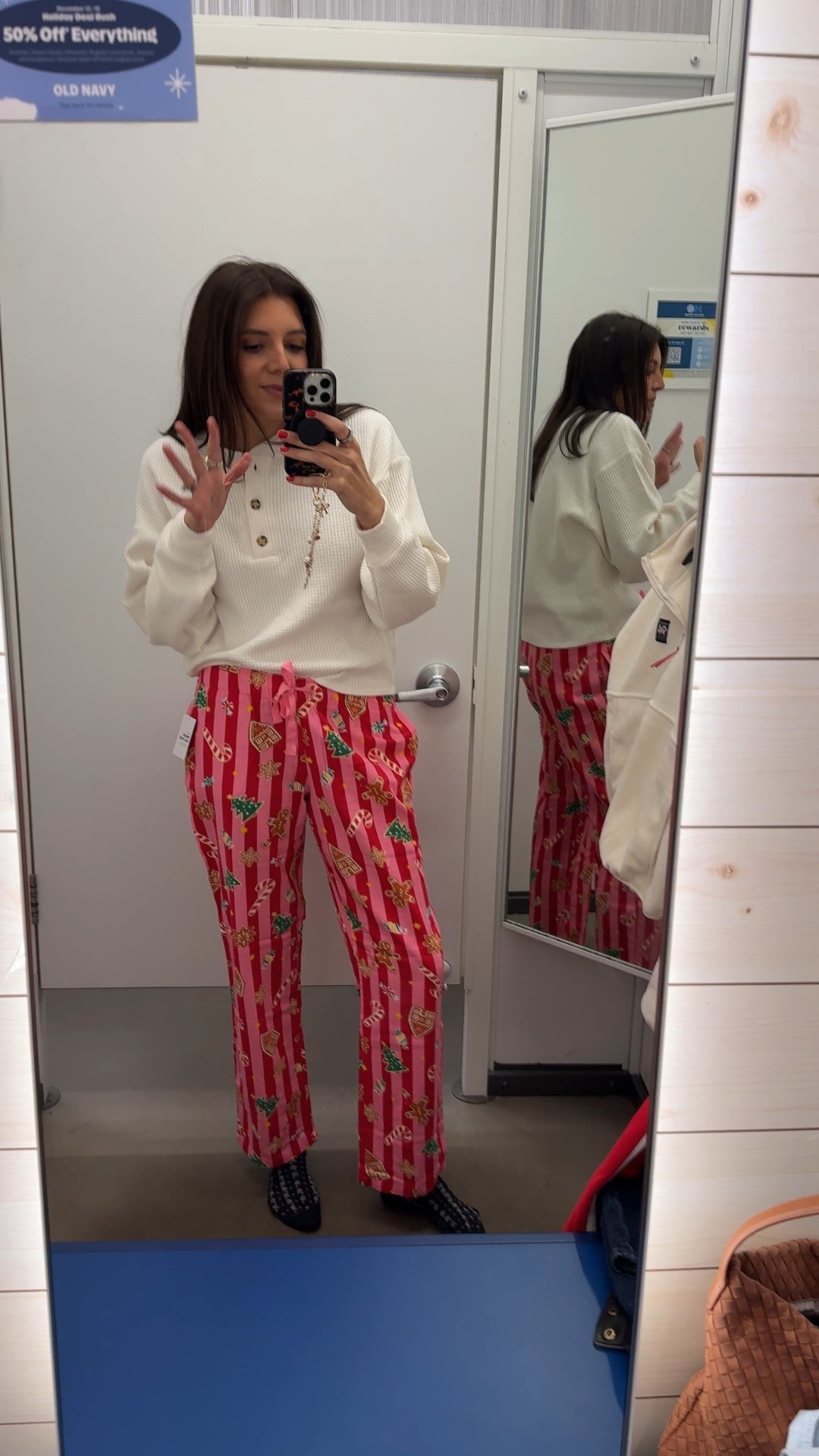 $8 pajama bottoms! Discount shows up in checkout! I’m in an XS. Also come in family pajama options! Christmas pajamas, matching Christmas pjs

#LTKFamily #LTKSaleAlert #LTKHoliday