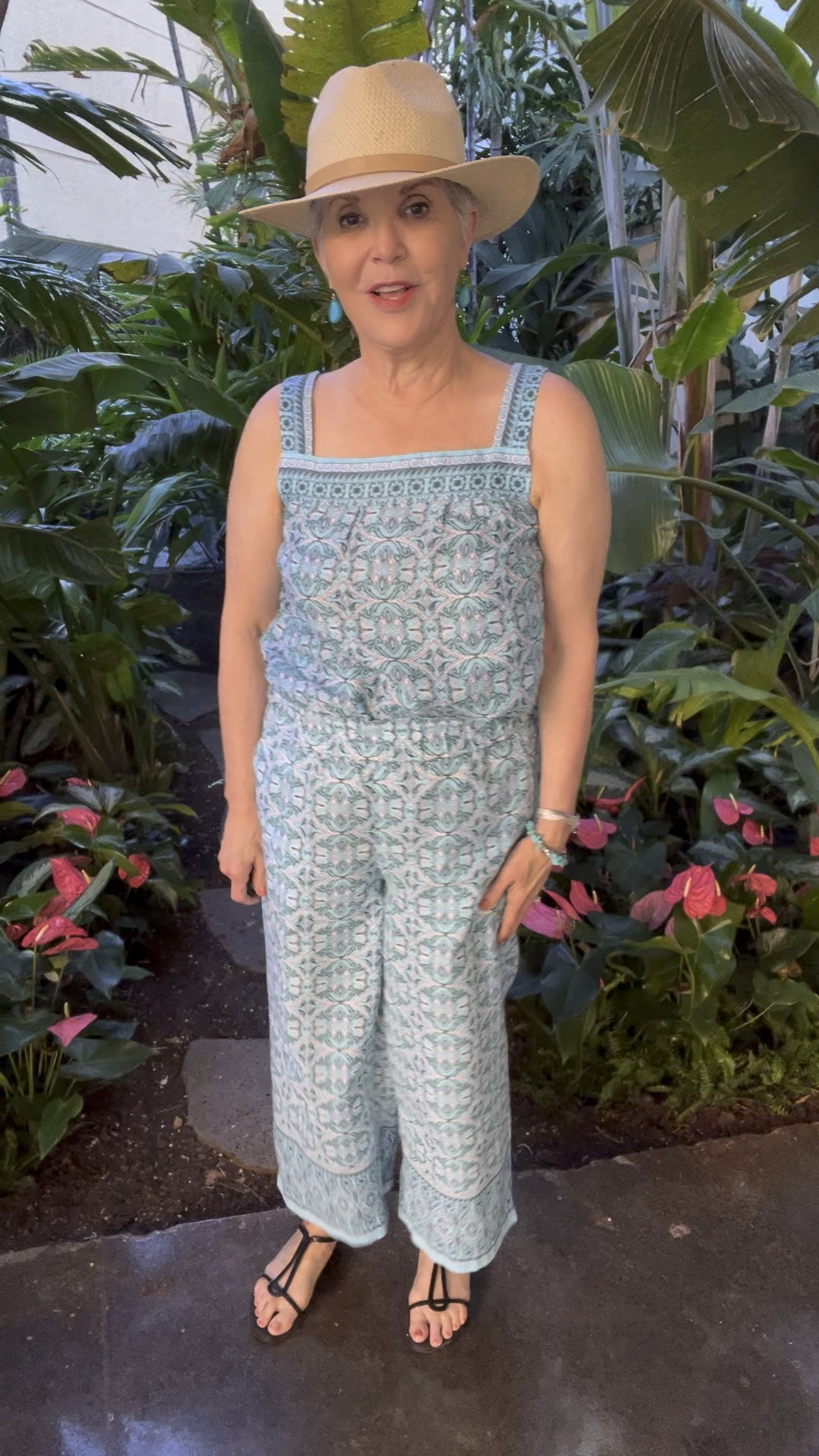 If you love matching sets, this is the post for you! This @talbots 2️⃣ piece top and pant look is so cute for tropical 🌴 vacation and for summer! Add a straw fedora, turquoise jewelry, and a really fun beach 🏖️ bag that holds EVERYTHING!


#LTKItBag #LTKFindsUnder50 #LTKWatchNow