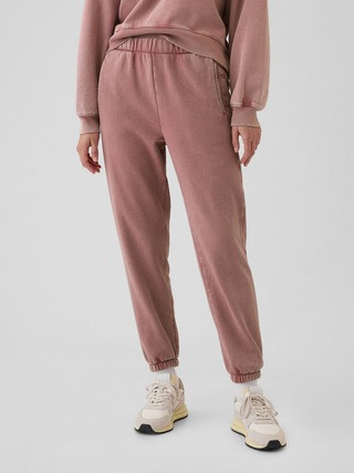 Vintage Soft High Rise Boyfriend Joggers | Gap (US)