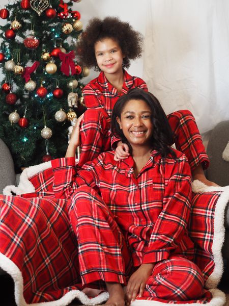 Christmas, Christmas pjs, Christmas pyjamas, matching pyjamas, winter outfit 

#LTKeurope #LTKfamily #LTKSeasonal