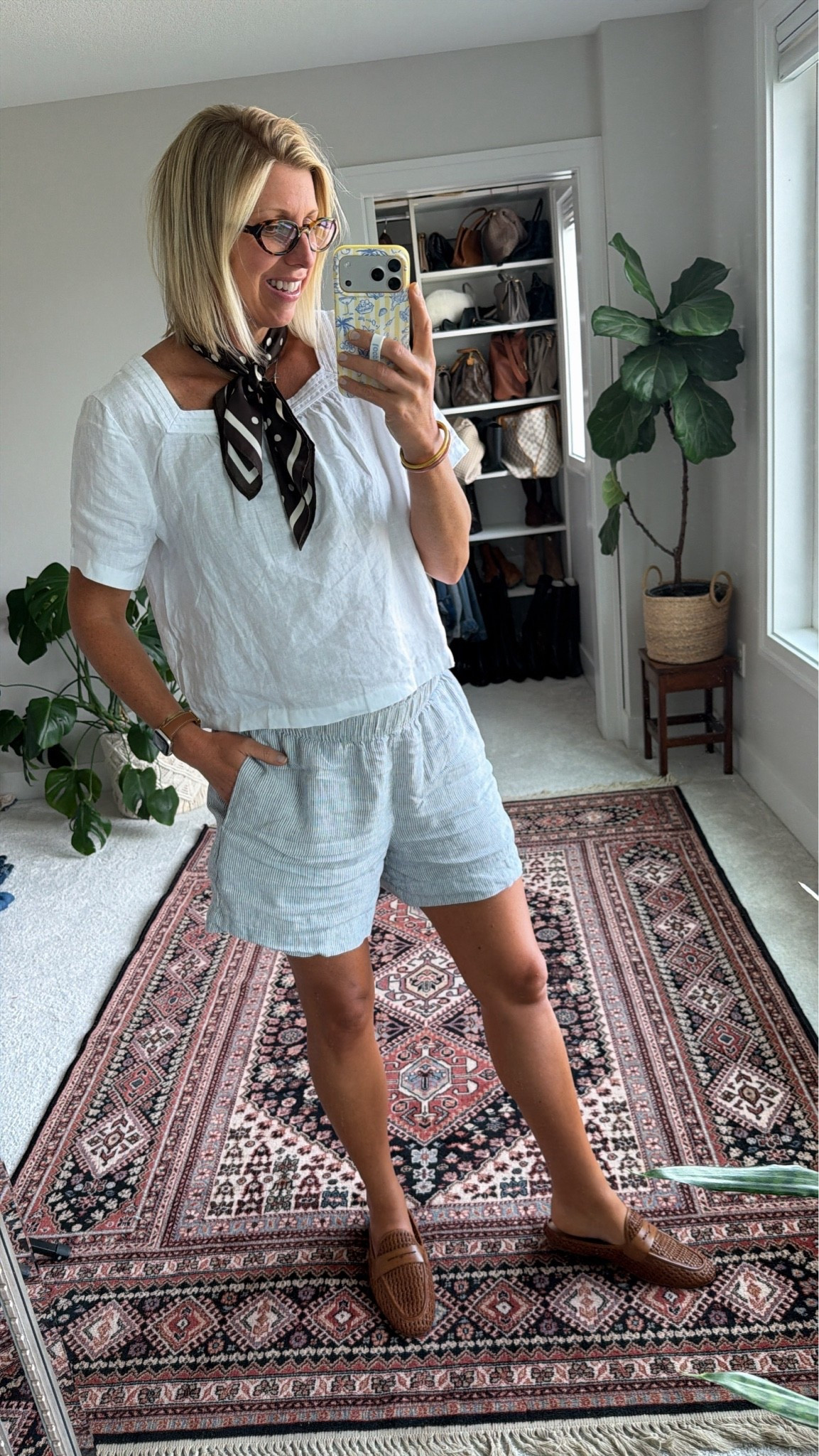 Happy Saturday! Comfy styled mom look

#LTKootd #LTKmomlife #LTKOver40