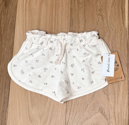 Another adorable toddler girl clothes find from Walmart!! This pair is even cuter than the last and comes in a matching set. 
.
.


#LTKfamily #LTKkids #LTKbaby