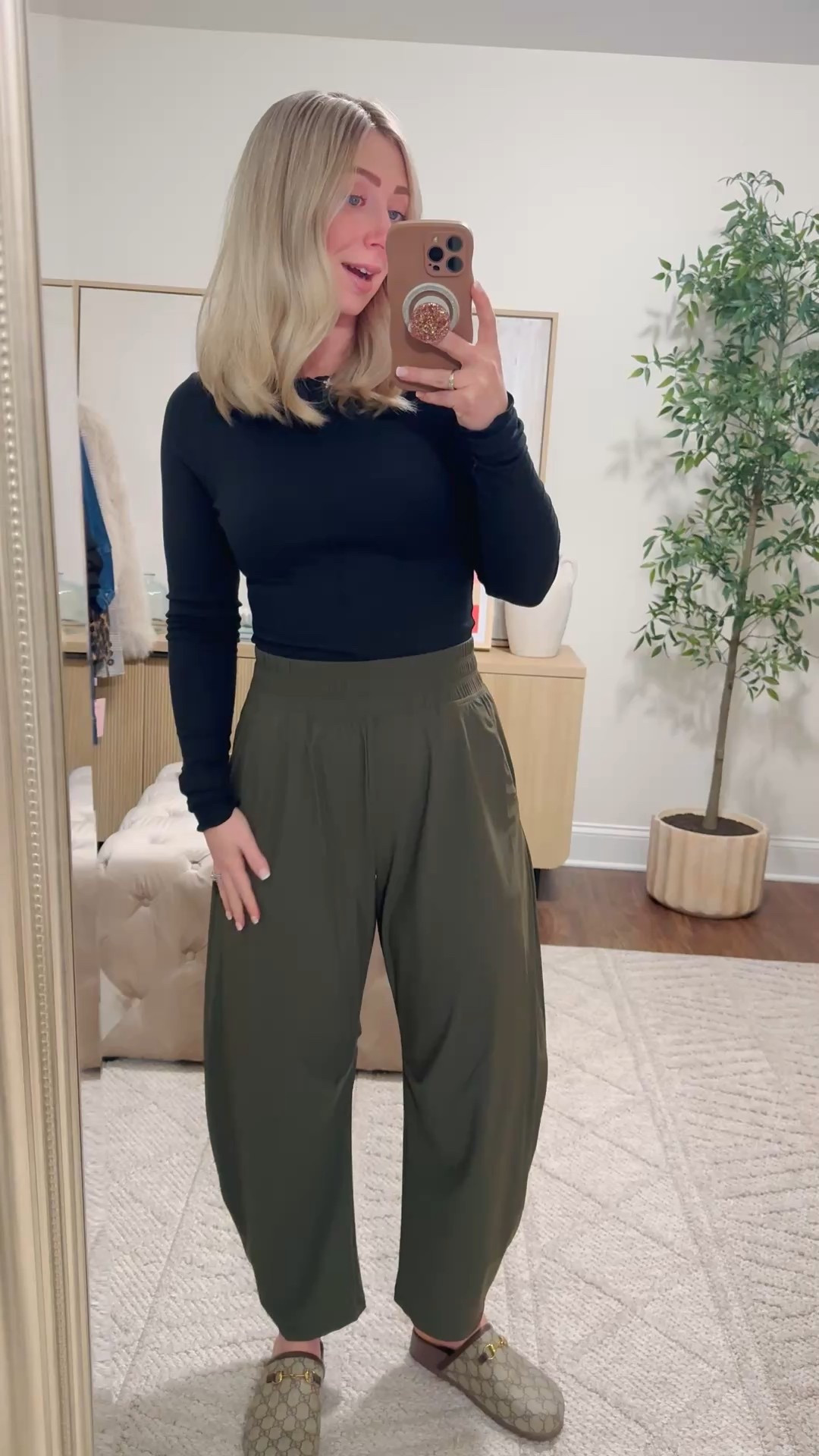Old Navy pants (look for less to the ruti pants) 🫶🏻—size small regular (TTS)

Casual outfits, old navy, barrel pants 

#LTKdayinmylife #LTKgrwm #LTKootd