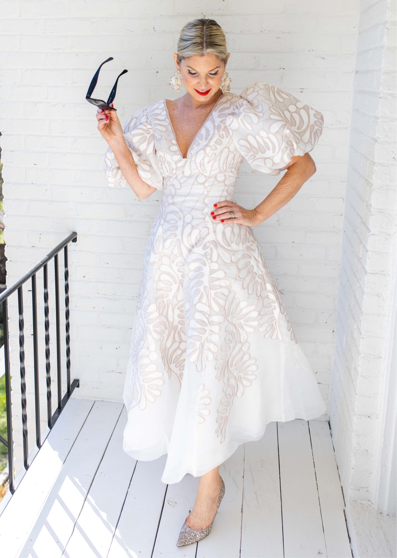 Fulfilling all of my little girl princess fantasies! ✨ Whether you’re a bride-to-be or lucky party guest, @saks has the perfect pieces to help curate a head to toe statement-making look, and right now you can save 25% on new arrivals during the Friends & Family sale! 🥂 📷 @jessica_amerson #SaksPartner #Saks #weddingseason #weddingdress #whitedress

#LTKsalealert