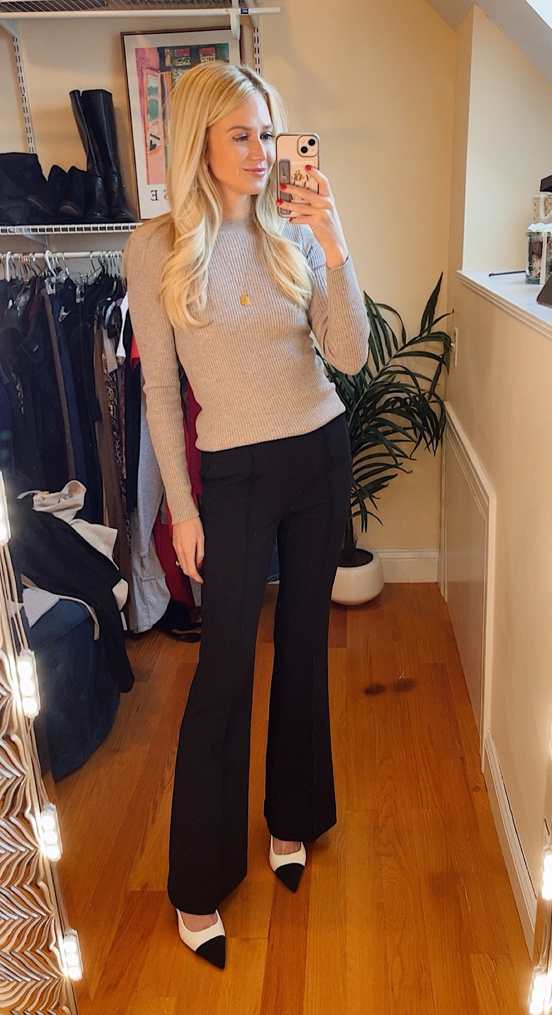 Office friendly outfit idea - capsule wardrobe 

#LTKstyletip #LTKfindsunder50 #LTKworkwear