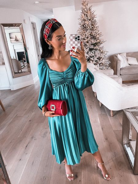 Christmas dresses, Christmas outfit idea, holiday workwear party outfit, green dress, holiday style, holiday outfits, red clutch, Christmas outfits

#LTKSeasonal #LTKstyletip #LTKHoliday