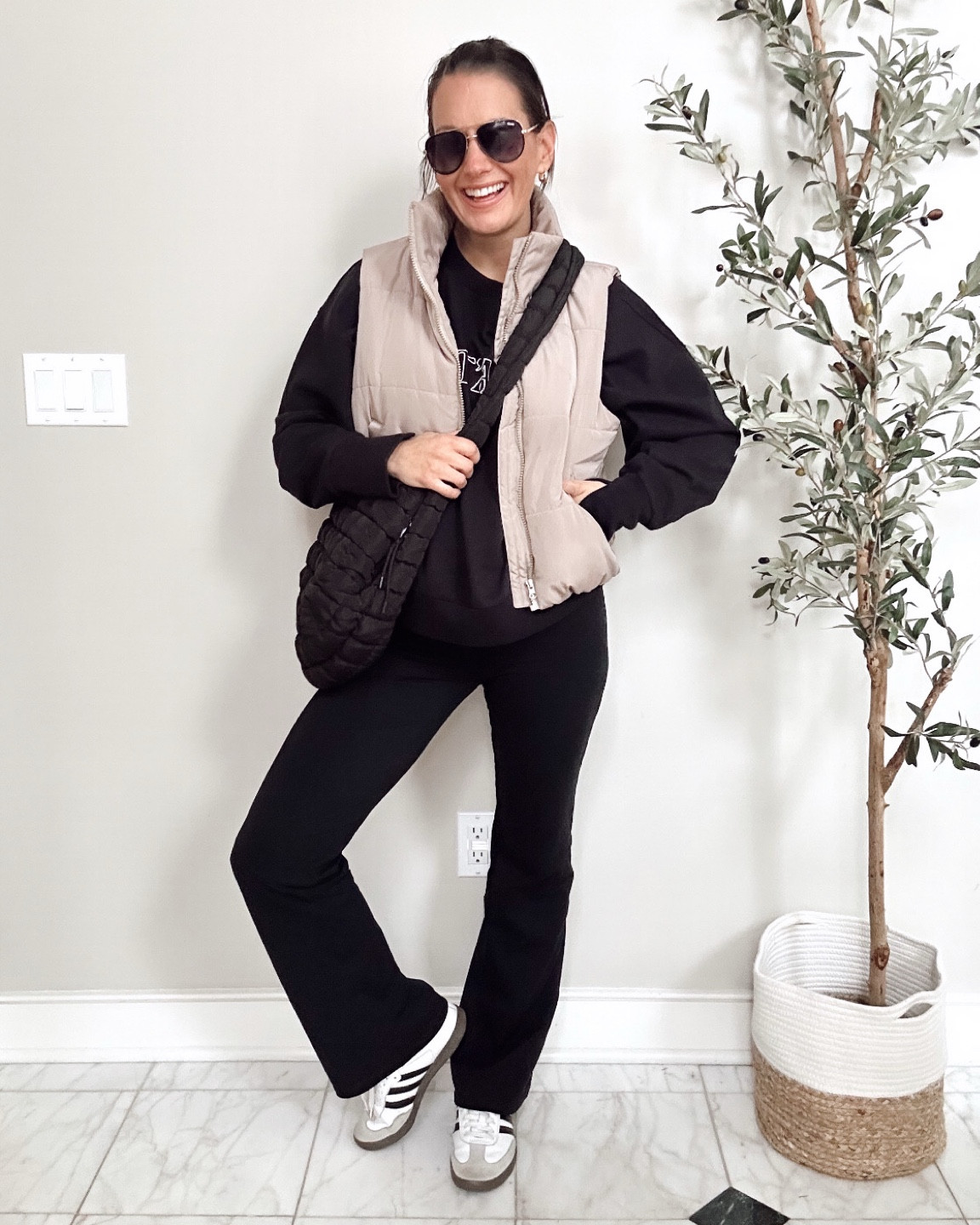 Winter outfit of the day.
Target sweatshirt runs true to size- wearing a small. Flare leggings runs true to size - I’m wearing a 29” inch small.



#LTKFindsUnder50 #LTKOver40 #LTKStyleTip