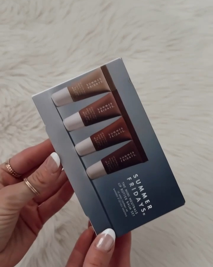 These bestselling lip balms would make a perfect gift or stocking stuffer!! 

#LTKGiftGuide #LTKHoliday #LTKBeauty