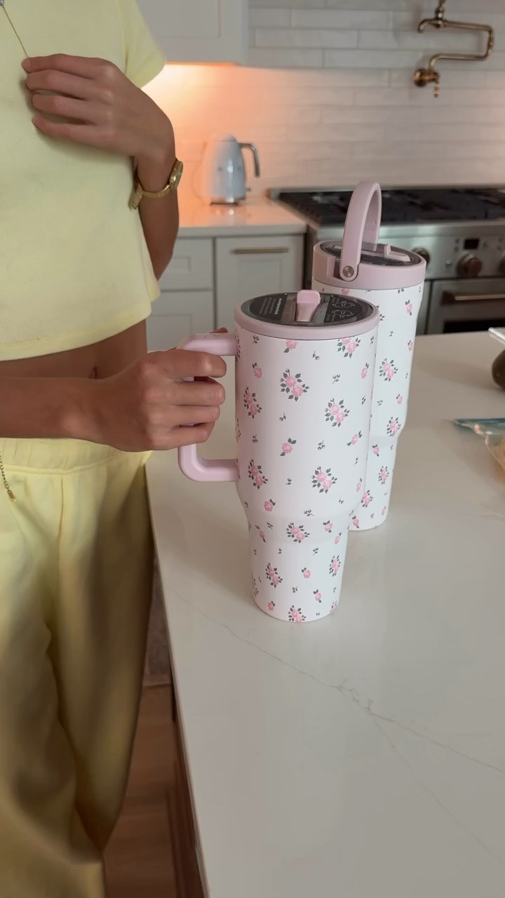 Cute floral tumblers from Hydrojug with a leak-proof lid that keep drinks cold for up to 24 hours.
@hydrojug #hydrojug #ad

floral tumbler, cute tumbler, HydroJug tumbler, leak resistant tumbler, rubber base tumbler, pink floral tumbler, insulated tumbler, travel tumbler, tumbler with handle,

#LTKmorningroutine #LTKmomlife #LTKselfcare