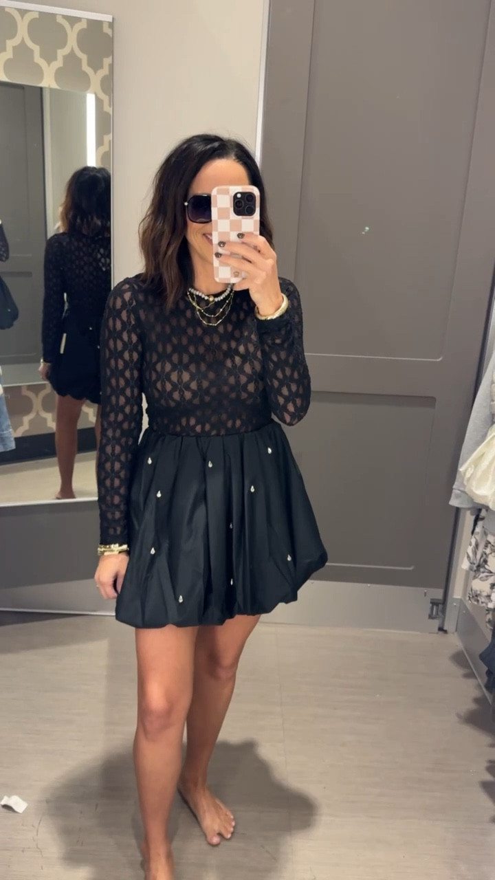 Okay y’all I am obsessed with this look!
This is THE look you’ll want to wear to a holiday party this season.
The lace top and embellished bubble skirt is a 10!!

Holiday party look, chic style, party look, party season, Target style, VintagePickin

#LTKHoliday #LTKStyleTip #LTKParties