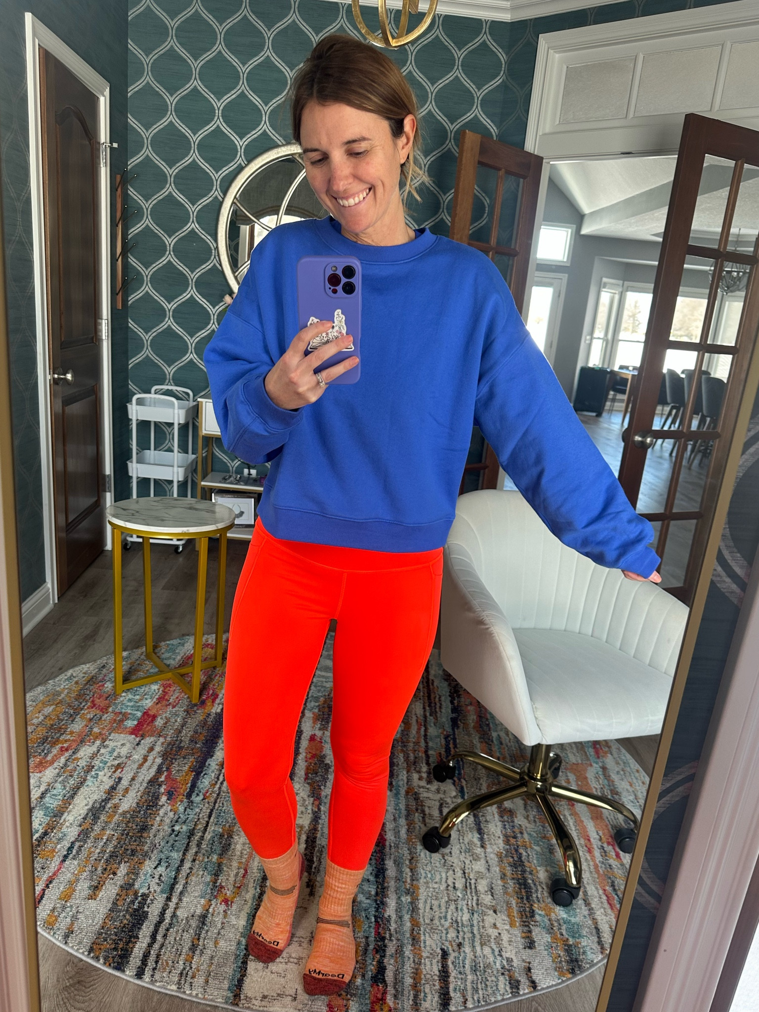 Snow day = colorful comfies!

On sale @ Gap.
Orange = 🍁
Blue = perfect match for ❄️ (close enough to heliotrope for me!)