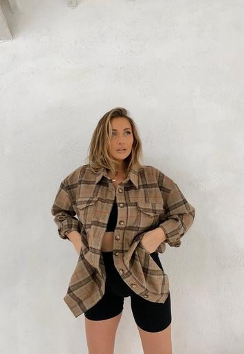 Brown Extreme Oversized Check Print Shacket | Missguided (US & CA)