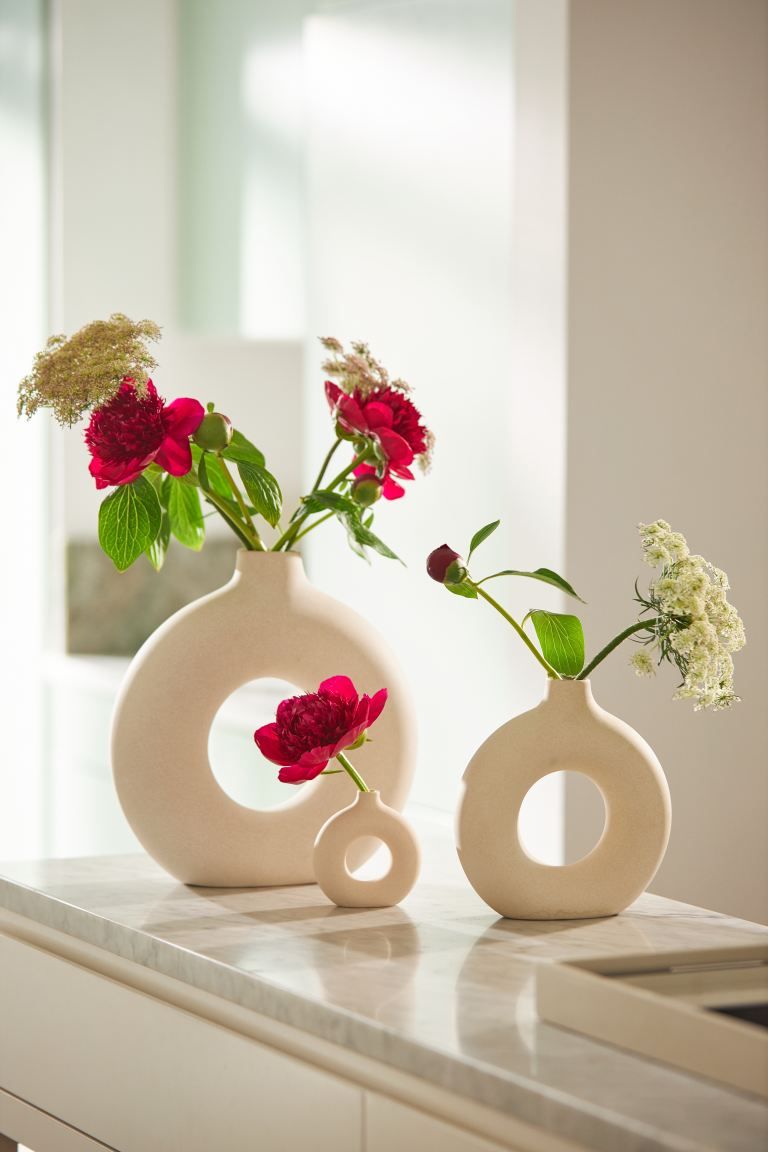 Ceramic Vase - Light beige - Home All | H&M US | H&M (US + CA)