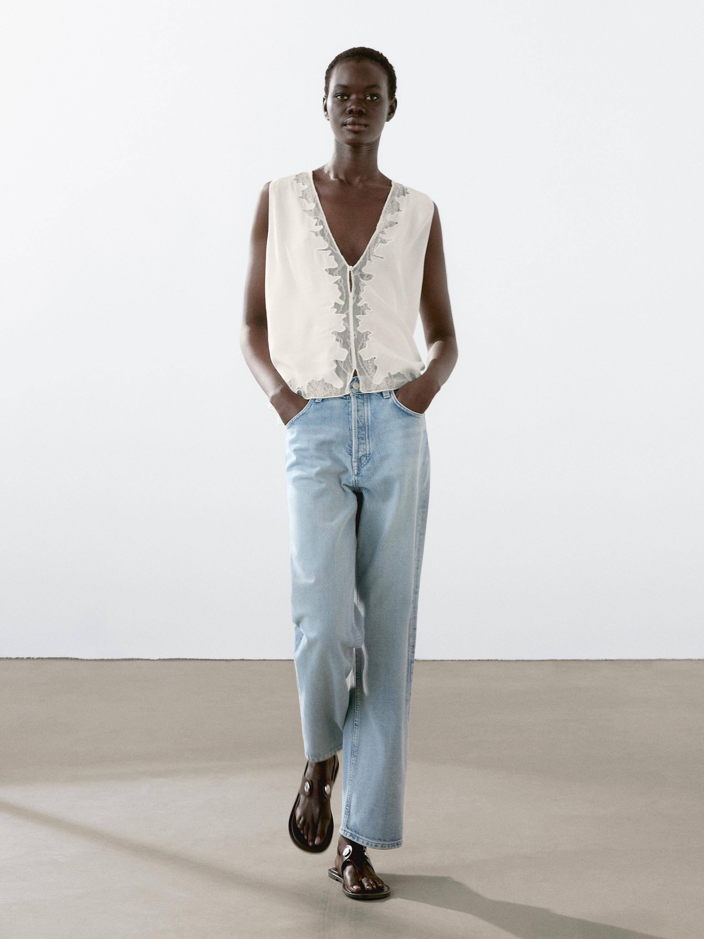 Flowing blouse with lace detail | Massimo Dutti UK