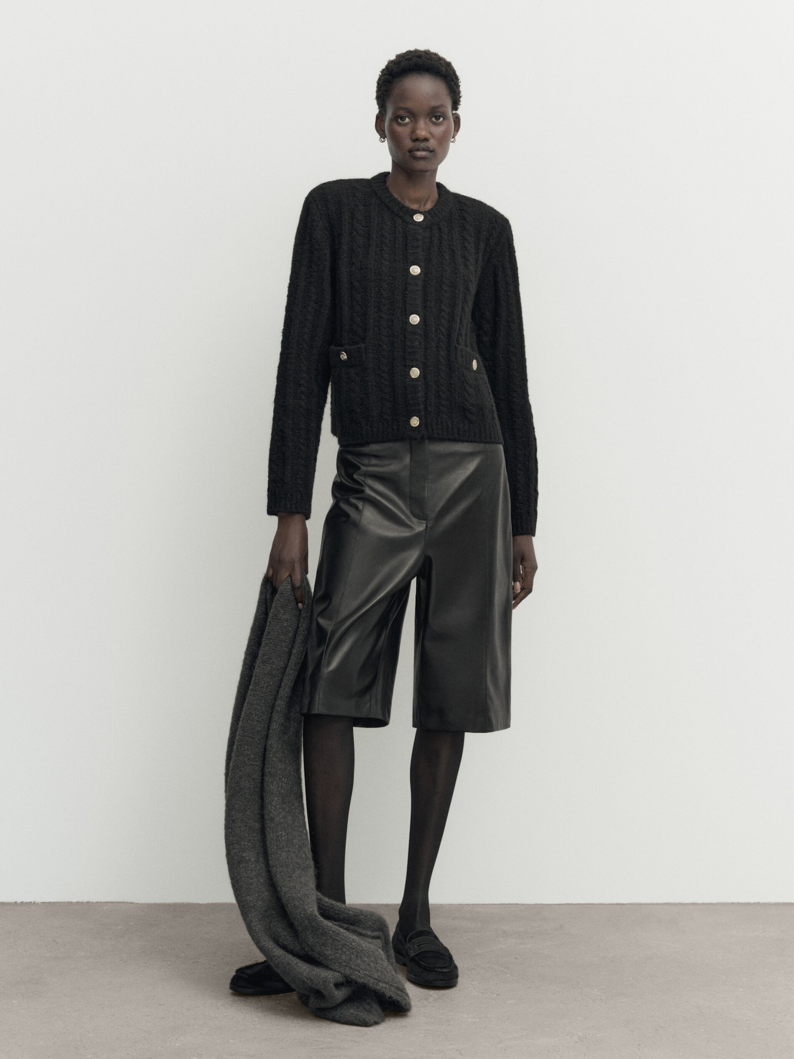 Bouclé woven knit mini cardigan with pockets | Massimo Dutti UK