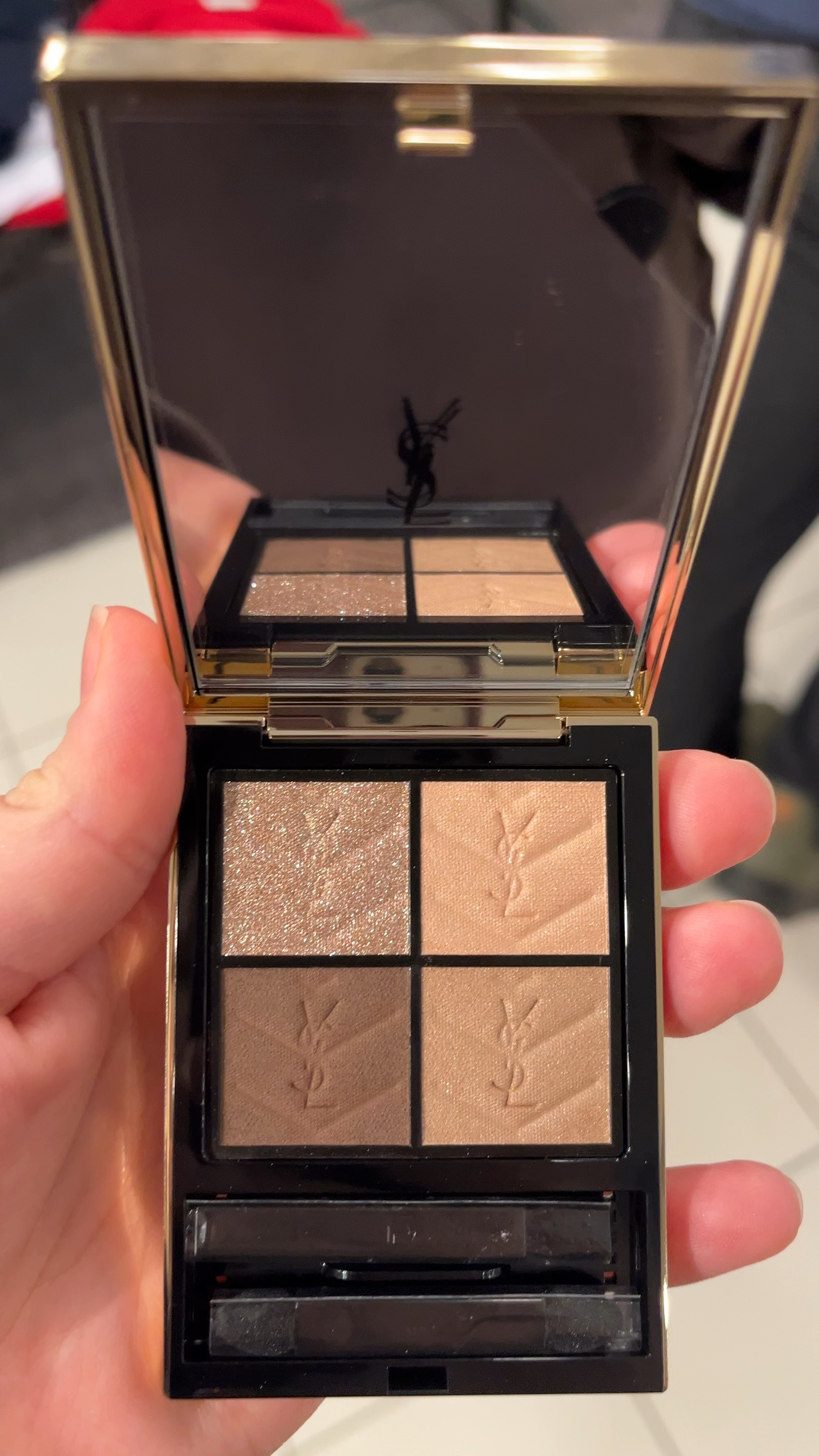 So stunning!! Only non switch natural ingredient is styrene. Shade 100