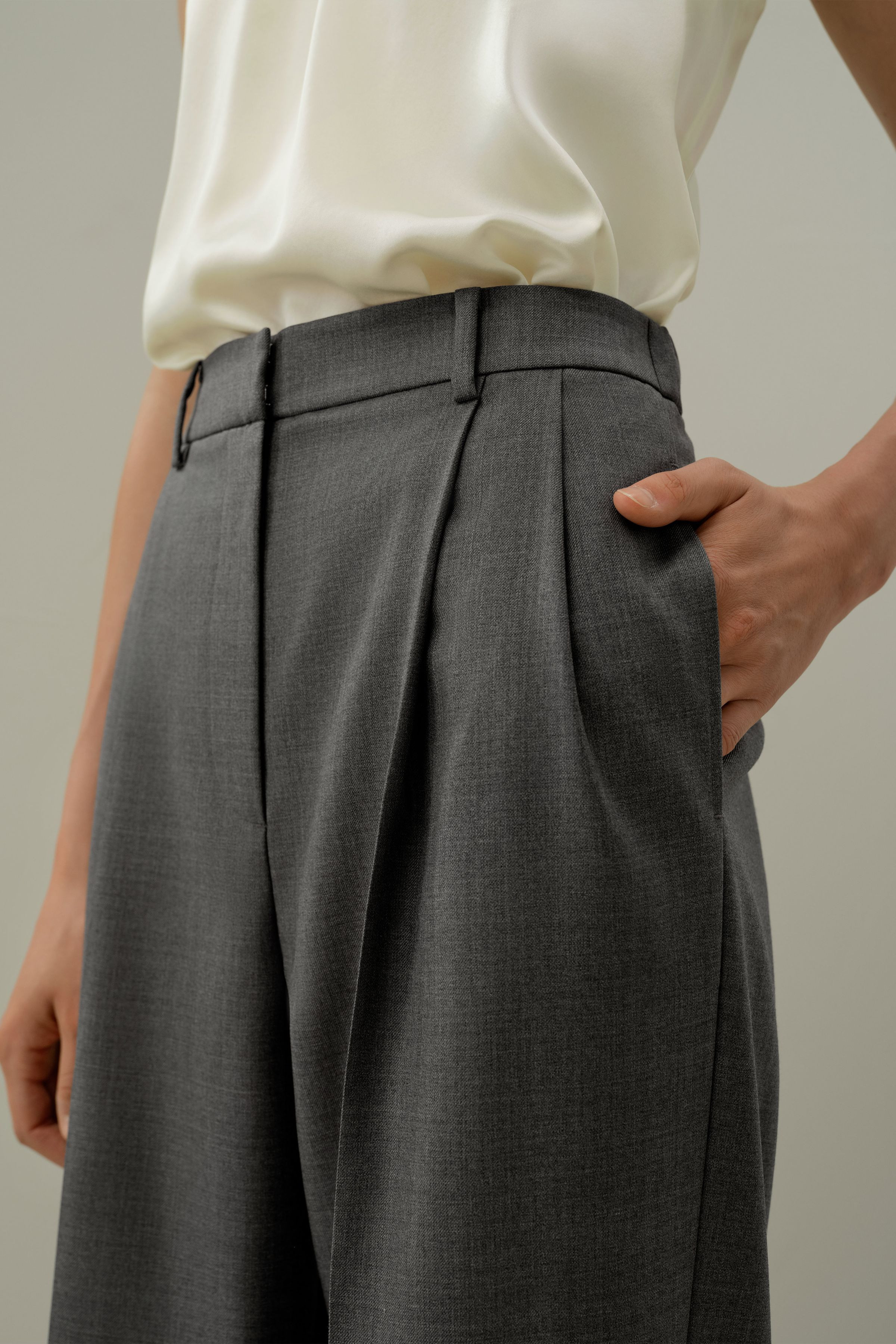 Wool-Silk Straight Leg Pants | LilySilk