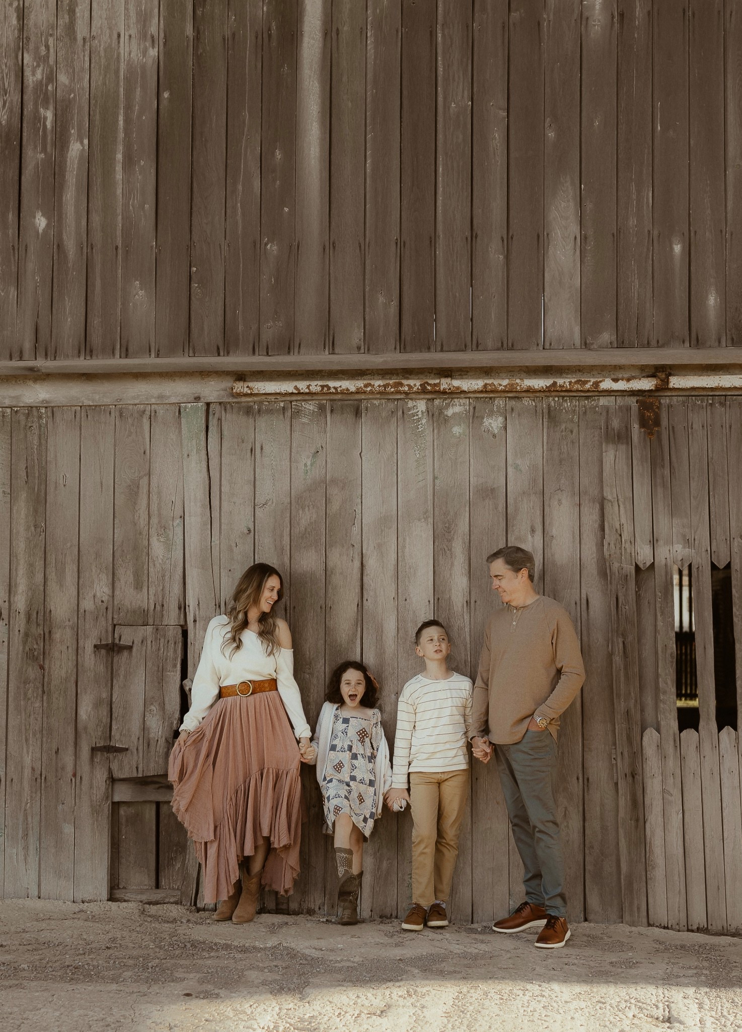 What we wore for our spring family photos 🤍 I’m a planner so my skirt and my daughters dress are sold out but I’ll link other finds that work too if you want to copy this look! Also check Poshmark for the Rylee and cru patchwork dress I didn’t see any but you may get lucky!! ✨

#LTKFamily #LTKStyleTip