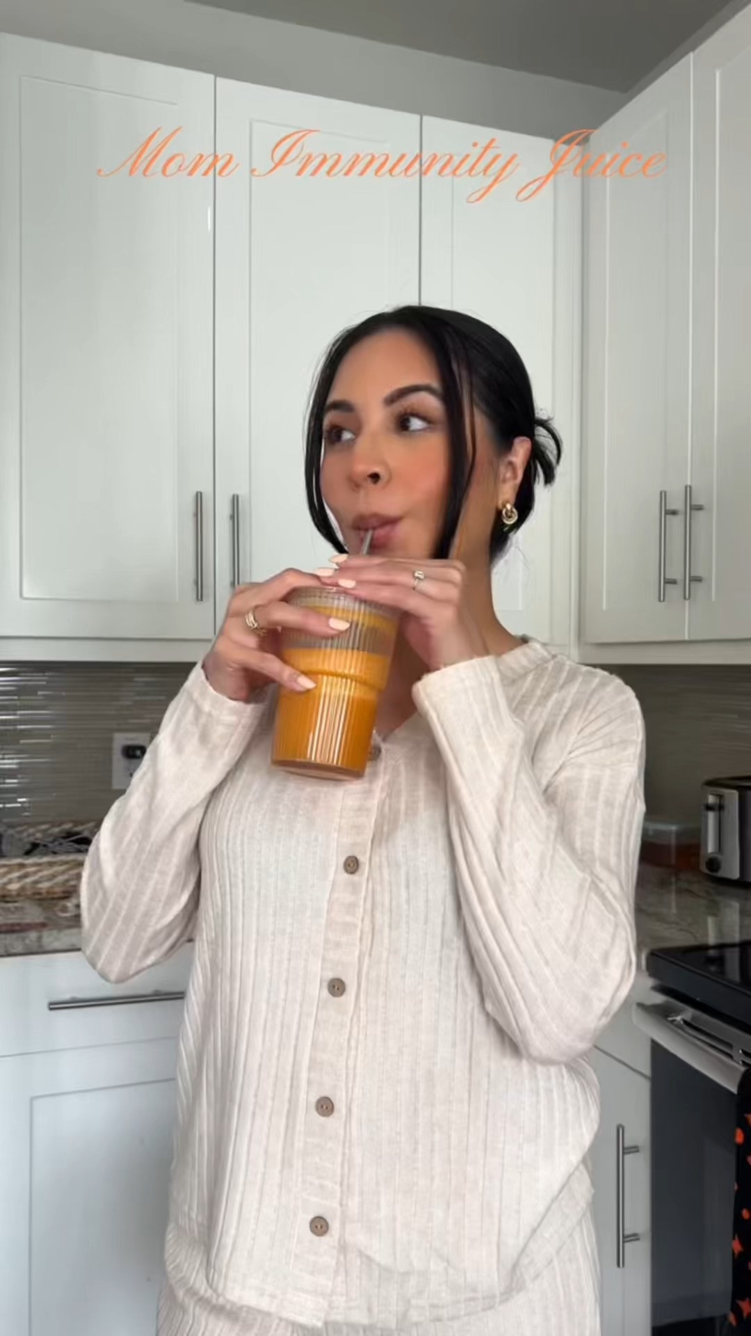 Let’s make an immunity juice together 🧡🍊🍍

Amazon sets, ninja blender, mom sets, juicing 

#LTKU #LTKHome #LTKSeasonal