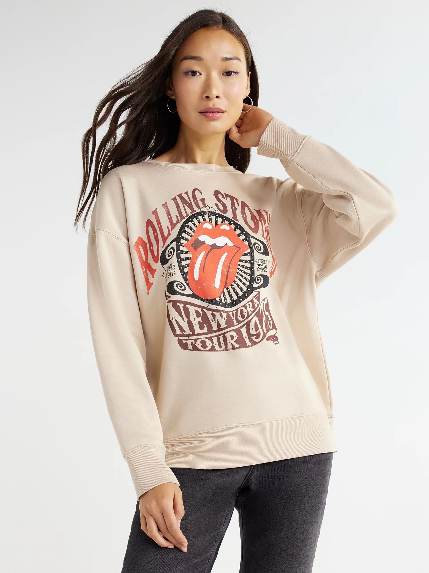 Time and Tru Women's Rolling Stones Graphic Band Sweatshirt with Long Sleeves, Sizes S-XXXL | Walmart (US)