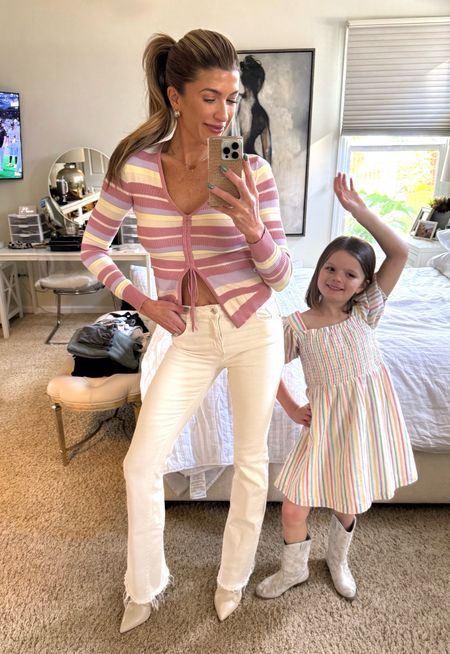 Spring look 🩷

Spring outfit, pink sweater, pastel sweater, white jeans, spring ootd 

#LTKSeasonal #LTKover40 #LTKstyletip