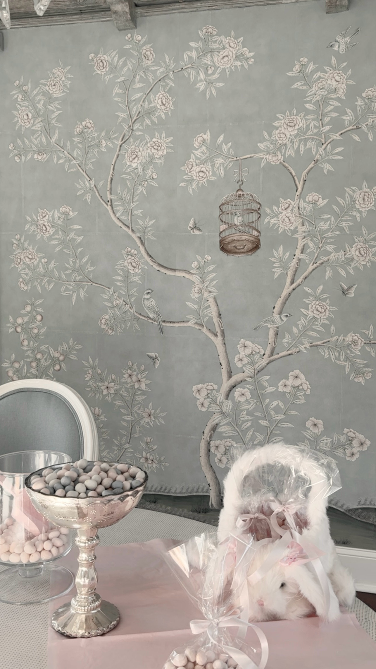 Save this chic under $5 Easter idea! My favorite way to inexpensively elevate when gifting in spring (think Easter baskets for friends, teacher gifts, birthday presents) is to color coordinate your candy, then match it to your wrapping. The perfect pieces to stock for the season xx @amazon #founditonamazon #Easter2025 #amazonpartner