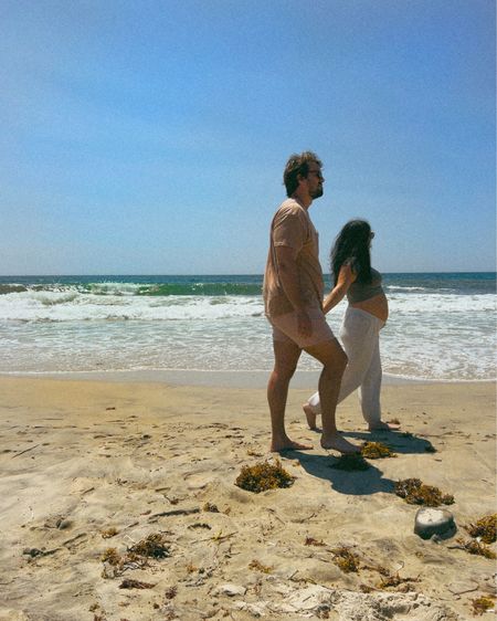 Tee // small
Pants // medium
T Shirt // xl
Shorts // large

Bump
Babymoon
Couple
Vacation
Neutral 
pregnant 
Beach

#LTKtravel #LTKbump #LTKmens