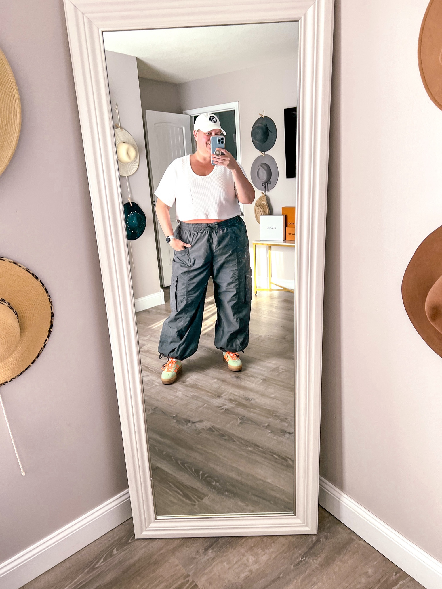 Fun baggy cargo pants outfit for spring 

Spring outfit
Cargo pants 
Plus size spring outfit 
Platform sneakers 
size 18 
Size 20 
Ootd 


#LTKSeasonal #LTKActive #LTKPlusSize