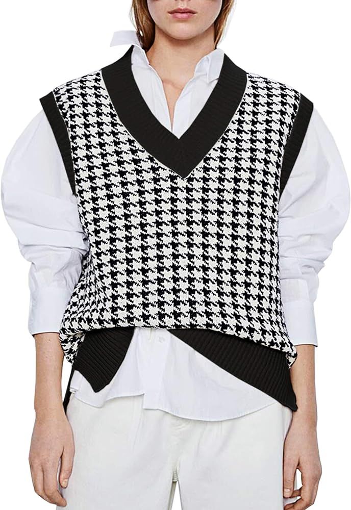 SAFRISIOR Oversized Houndstooth Knitted Vest Sweater Vintage V Neck Loose Sleeveless Sweater | Amazon (US)